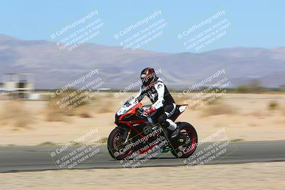 media/Apr-15-2022-Apex Assassins (Fri) [[9fb2e50610]]/Trackday Level 1/Session 2/Speed Shots/